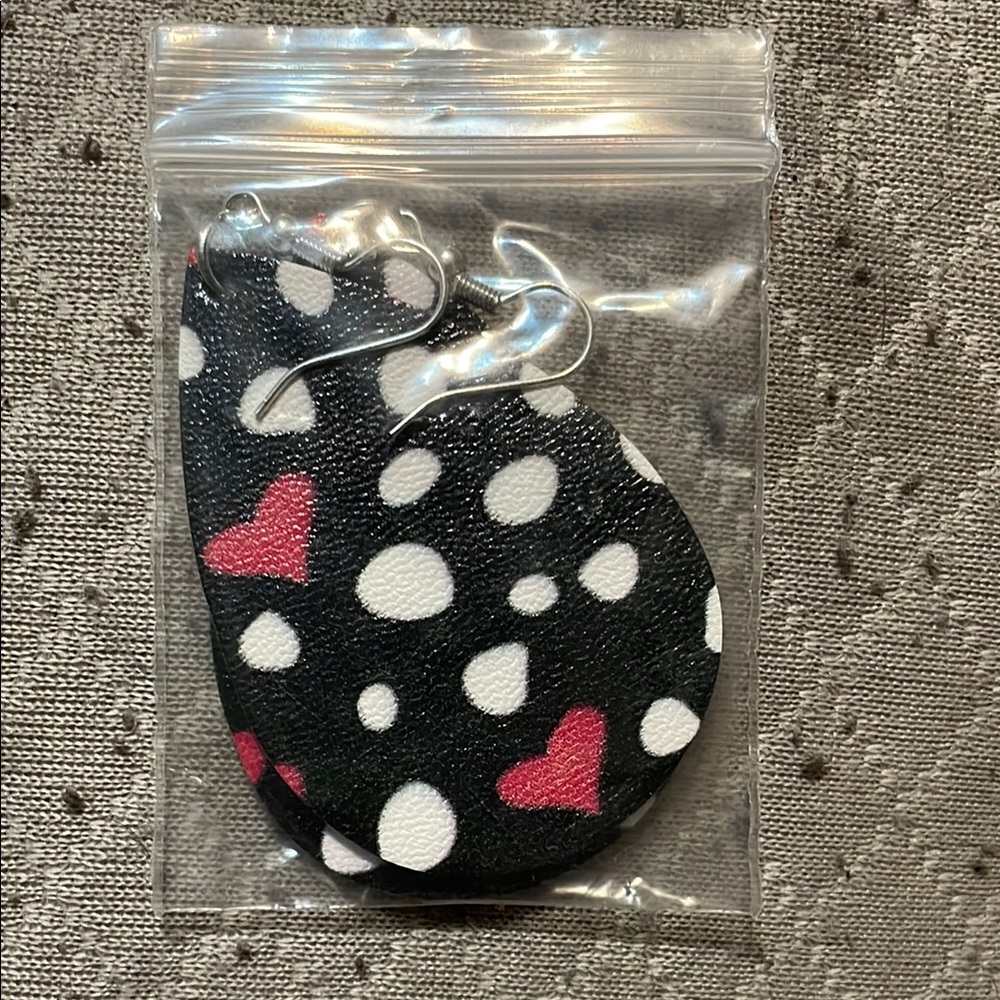 Black Teardrop Earrings with Heart and Dot Pattern